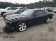 ✅ 2014 Dodge Challenger SXT • VIN: 2C3CDYAG2EH204107 • Lot: 71256934. Wystawiony na Copart z przebiegiem 191 047 mil. Bezpłatny archiwum sprzedaży aukcyjnych z USA i szczegółowy raport historii pojazdu na DreamBid. Zdjęcie 1.