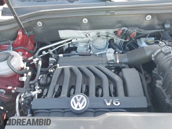 ✅ 2018 Volkswagen Atlas SE • VIN: 1V2DR2CA5JC521950 • Lot: 42057467. Wystawiony na IAAI z przebiegiem 99 750 mil. Bezpłatny archiwum sprzedaży aukcyjnych z USA i szczegółowy raport historii pojazdu na DreamBid. Zdjęcie 10.