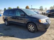 ✅ 2010 Chrysler Town & Country Touring Plus • VIN: 2A4RR8DX0AR368411 • Lot: 86823475. Wystawiony na Copart z przebiegiem 80 296 mil. Bezpłatny archiwum sprzedaży aukcyjnych z USA i szczegółowy raport historii pojazdu na DreamBid. Zdjęcie 4.
