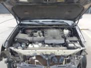 ✅ 2019 Toyota 4Runner SR5 • VIN: JTEBU5JR2K5681318 • Лот: 41929869. Опубликован ранее на IAAI с пробегом 117 143 миль. Бесплатный доступ к архиву аукционных продаж из США и подробный отчёт об истории автомобиля на DreamBid. Изображение 10.