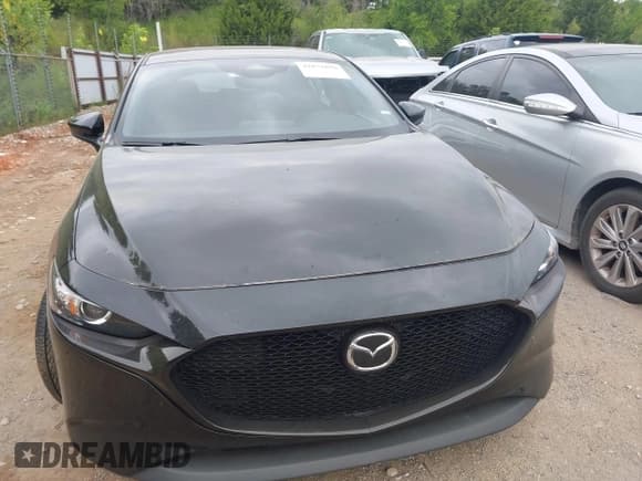 ✅ 2025 Mazda 3 S Select Sport • VIN: JM1BPAKM5S1752607 • Lot: 42871850. Listed on IAAI with 24,286 mi. Free auction sales archive from the USA and detailed vehicle history report at DreamBid. Image 12.