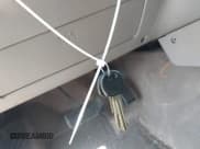 ✅ 2008 Kia Sorento EX • VIN: KNDJD736685844849 • Lot: 42721043. Wystawiony na IAAI z przebiegiem 146 299 mil. Bezpłatny archiwum sprzedaży aukcyjnych z USA i szczegółowy raport historii pojazdu na DreamBid. Zdjęcie 11.