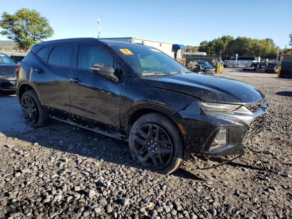 ✅ 2020 Chevrolet Blazer RS • VIN: 3GNKBERS5LS705613 • Lot: 85874515. Listed on Copart with 56,875 mi. Free auction sales archive from the USA and detailed vehicle history report at DreamBid. Image 4.