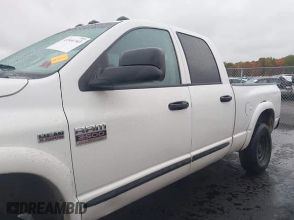 ✅ 2007 Dodge 2500 SLT • VIN: 3D7KS28D17G767678 • Lot: 43540763. Wystawiony na IAAI z przebiegiem 239 125 mil. Bezpłatny archiwum sprzedaży aukcyjnych z USA i szczegółowy raport historii pojazdu na DreamBid. Zdjęcie 14.