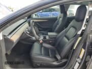 ✅ 2023 Tesla Model 3 • VIN: 5YJ3E1EA6PF453766 • Lot: 51053125. Wystawiony na Copart z przebiegiem 61 030 mil. Bezpłatny archiwum sprzedaży aukcyjnych z USA i szczegółowy raport historii pojazdu na DreamBid. Zdjęcie 7.