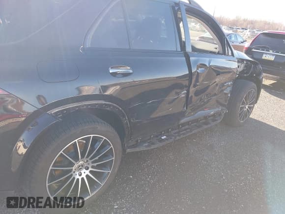 ✅ 2023 Mercedes-Benz GLE 350 • VIN: 4JGFB4KB6PA896590 • Lot: 41845751. Wystawiony na IAAI z przebiegiem 25 128 mil. Bezpłatny archiwum sprzedaży aukcyjnych z USA i szczegółowy raport historii pojazdu na DreamBid. Zdjęcie 6.