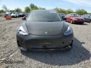 ✅ 2022 Tesla Model 3 Long Range • VIN: 5YJ3E1EB7NF177197 • Lot: 54602135. Wystawiony na Copart z przebiegiem 31 656 mil. Bezpłatny archiwum sprzedaży aukcyjnych z USA i szczegółowy raport historii pojazdu na DreamBid. Zdjęcie 5.