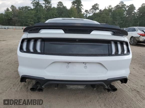 ✅ 2020 Ford Mustang GT • VIN: 1FA6P8CF2L5131111 • Lot: 80677175. Listed on Copart with 62,454 mi. Free auction sales archive from the USA and detailed vehicle history report at DreamBid. Image 6.