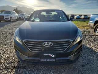 2016 Hyundai Sonata Sport z VIN 5NPE34AF0GH291930, wystawiony jako Copart lot #81953825 z przebiegiem 133 681 mil mil oraz Szkoda całkowita • Salvage title. Historia ofert i sprzedaży dostępna na DreamBid. Obrazek 5.