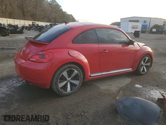 ✅ 2012 Volkswagen Beetle Turbo • VIN: 3VWVA7AT8CM652870 • Lot: 84748094. Listed on Copart with 167,787 mi. Free auction sales archive from the USA and detailed vehicle history report at DreamBid. Image 3.