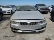 ✅ 2013 BMW 3 Series 335i • VIN: WBA3A9C52DF476742 • Лот: 75114274. Опубликован ранее на Copart с пробегом Не указан. Бесплатный доступ к архиву аукционных продаж из США и подробный отчёт об истории автомобиля на DreamBid. Изображение 5.