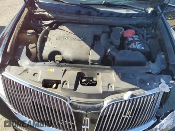 ✅ 2013 Lincoln MKT • VIN: 2LMHJ5NK7DBL58241 • Lot: 77813874. Listed on Copart with 235,101 mi. Free auction sales archive from the USA and detailed vehicle history report at DreamBid. Image 11.