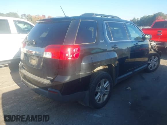 ✅ 2013 GMC Terrain SLE • VIN: 2GKFLTEK5D6174483 • Lot: 43207480. Wystawiony na IAAI z przebiegiem 162 669 mil. Bezpłatny archiwum sprzedaży aukcyjnych z USA i szczegółowy raport historii pojazdu na DreamBid. Zdjęcie 4.