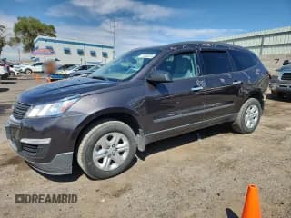 ✅ 2017 Chevrolet Traverse LS • VIN: 1GNKVFED1HJ306534 • Lot: 71038035. Wystawiony na Copart z przebiegiem Nie podano. Bezpłatny archiwum sprzedaży aukcyjnych z USA i szczegółowy raport historii pojazdu na DreamBid. Zdjęcie 1.