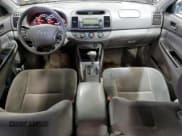 ✅ 2005 Toyota Camry SE • VIN: 4T1BE32K35U427274 • Lot: 92882265. Listed on Copart with 322,510 mi. Free auction sales archive from the USA and detailed vehicle history report at DreamBid. Image 8.