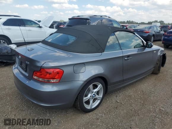 ✅ 2013 BMW 1 Series 128i • VIN: WBAUL7C57DVU09353 • Лот: 68222925. Опубликован ранее на Copart с пробегом 45 881 миль. Бесплатный доступ к архиву аукционных продаж из США и подробный отчёт об истории автомобиля на DreamBid. Изображение 3.