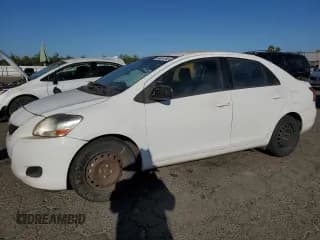 ✅ 2012 Toyota Yaris • VIN: JTDBT4K31CL023630 • Лот: 84061945. Опубликован ранее на Copart с пробегом 197 886 миль. Бесплатный доступ к архиву аукционных продаж из США и подробный отчёт об истории автомобиля на DreamBid. Изображение 1.