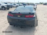 ✅ 2018 Chevrolet Camaro 1SS • VIN: 1G1FF1R70J0110233 • Лот: 43074392. Опубликован ранее на IAAI с пробегом 110 469 миль. Бесплатный доступ к архиву аукционных продаж из США и подробный отчёт об истории автомобиля на DreamBid. Изображение 16.