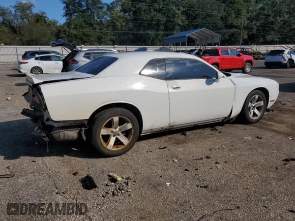 ✅ 2014 Dodge Challenger SXT • VIN: 2C3CDYAG6EH233786 • Lot: 74821874. Wystawiony na Copart z przebiegiem Nie podano. Bezpłatny archiwum sprzedaży aukcyjnych z USA i szczegółowy raport historii pojazdu na DreamBid. Zdjęcie 3.