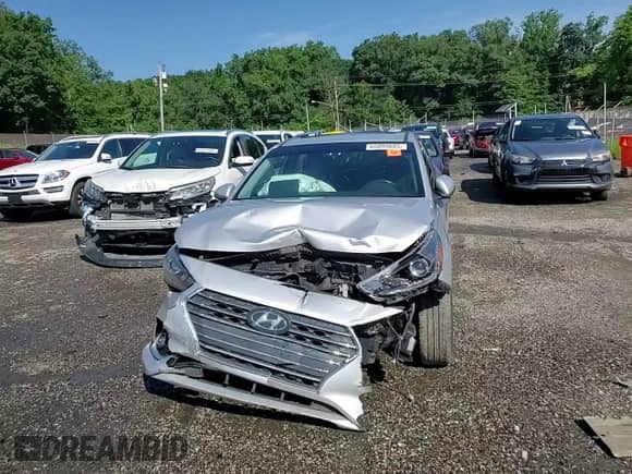 2020 Hyundai Accent Limited z VIN 3KPC34A60LE123971, wystawiony jako Copart lot #65095685 z przebiegiem Nie podano mil oraz Szkoda całkowita • Salvage title. Historia ofert i sprzedaży dostępna na DreamBid. Obrazek 13.