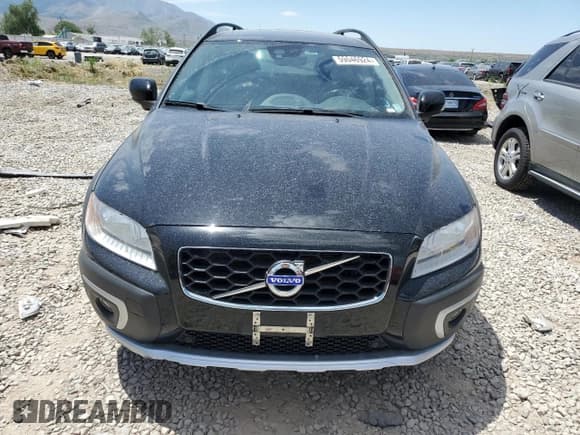 ✅ 2015 Volvo XC70 T6 • VIN: YV4902NK7F1220703 • Lot: 59046924. Listed on Copart with 71,257 mi. Free auction sales archive from the USA and detailed vehicle history report at DreamBid. Image 5.