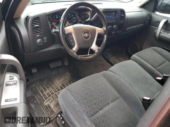 ✅ 2008 Chevrolet Silverado 1500 1LT • VIN: 1GCEK14J98Z243175 • Lot: 73552714. Listed on Copart with 169,786 mi. Free auction sales archive from the USA and detailed vehicle history report at DreamBid. Image 8.