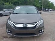 ✅ 2018 Honda Odyssey Elite • VIN: 5FNRL6H97JB025422 • Lot: 42352974. Wystawiony na IAAI z przebiegiem 71 724 mil. Bezpłatny archiwum sprzedaży aukcyjnych z USA i szczegółowy raport historii pojazdu na DreamBid. Zdjęcie 13.