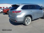 ✅ 2014 Toyota Highlander Limited • VIN: 5TDYKRFH5ES017105 • Lot: 43133934. Listed on IAAI with 170,155 mi. Free auction sales archive from the USA and detailed vehicle history report at DreamBid. Image 4.