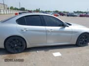 ✅ 2020 Alfa Romeo Giulia • VIN: ZARFAMAN8L7638393 • Lot: 42319675. Wystawiony na IAAI z przebiegiem 77 035 mil. Bezpłatny archiwum sprzedaży aukcyjnych z USA i szczegółowy raport historii pojazdu na DreamBid. Zdjęcie 13.