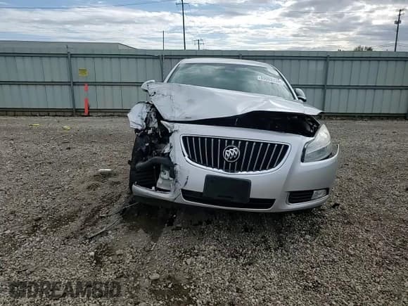 ✅ 2013 Buick Regal Turbo Premium 1 • VIN: 2G4GS5EV0D9120625 • Lot: 85003135. Wystawiony na Copart z przebiegiem 117 541 mil. Bezpłatny archiwum sprzedaży aukcyjnych z USA i szczegółowy raport historii pojazdu na DreamBid. Zdjęcie 13.
