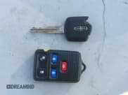 ✅ 2007 Lincoln Navigator • VIN: 5LMFU28567LJ25144 • Лот: 42911704. Опубликован ранее на IAAI с пробегом 200 667 миль. Бесплатный доступ к архиву аукционных продаж из США и подробный отчёт об истории автомобиля на DreamBid. Изображение 11.