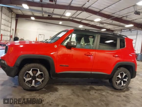 ✅ 2019 Jeep Renegade Trailhawk • VIN: ZACNJBC10KPK09686 • Лот: 42813376. Опубликован ранее на IAAI с пробегом 238 667 миль. Бесплатный доступ к архиву аукционных продаж из США и подробный отчёт об истории автомобиля на DreamBid. Изображение 14.