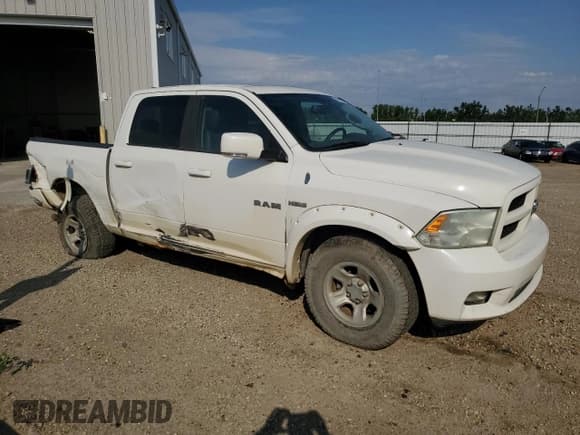 ✅ 2009 Dodge 1500 Laramie • VIN: 1D3HV13T19S814120 • Lot: 59569945. Wystawiony na Copart z przebiegiem 355 443 mil. Bezpłatny archiwum sprzedaży aukcyjnych z USA i szczegółowy raport historii pojazdu na DreamBid. Zdjęcie 4.