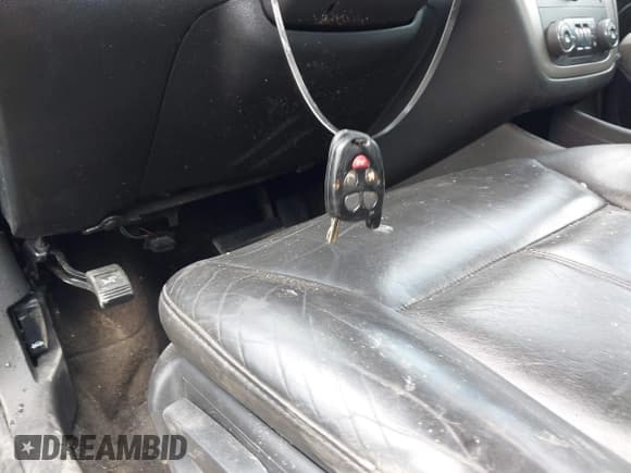 ✅ 2006 Chevrolet Impala SS • VIN: 2G1WD58C369155000 • Лот: 42960962. Опубликован ранее на IAAI с пробегом 131 784 миль. Бесплатный доступ к архиву аукционных продаж из США и подробный отчёт об истории автомобиля на DreamBid. Изображение 11.