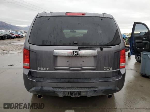 ✅ 2015 Honda Pilot Touring • VIN: 5FNYF4H93FB007143 • Lot: 86813595. Wystawiony na Copart z przebiegiem 150 946 mil. Bezpłatny archiwum sprzedaży aukcyjnych z USA i szczegółowy raport historii pojazdu na DreamBid. Zdjęcie 6.