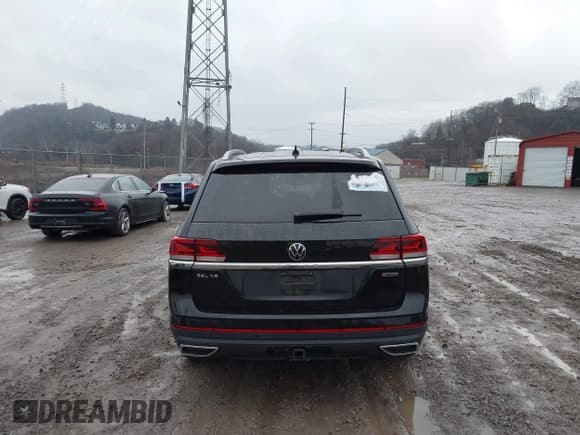 ✅ 2021 Volkswagen Atlas SEL Premium • VIN: 1V2TR2CA6MC528552 • Lot: 41136303. Listed on IAAI with 38,025 mi. Free auction sales archive from the USA and detailed vehicle history report at DreamBid. Image 17.