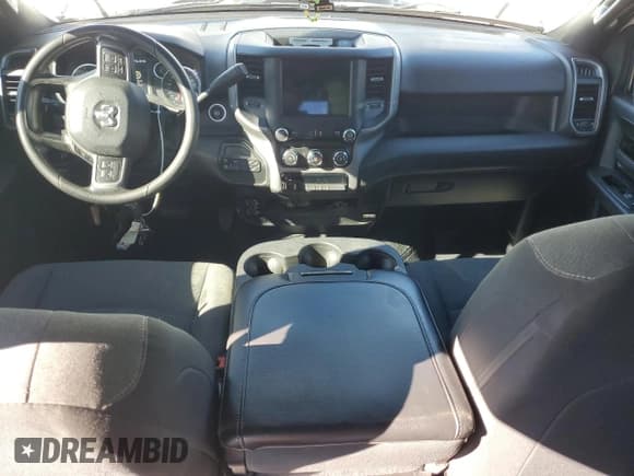 ✅ 2021 Ram 3500 Tradesman • VIN: 3C63RRGL8MG617470 • Lot: 90573015. Wystawiony na Copart z przebiegiem 154 926 mil. Bezpłatny archiwum sprzedaży aukcyjnych z USA i szczegółowy raport historii pojazdu na DreamBid. Zdjęcie 8.