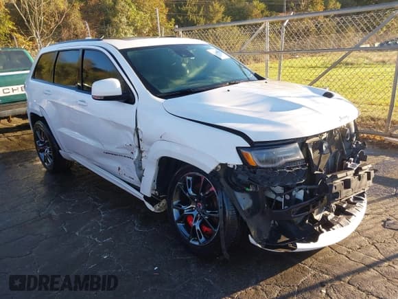 ✅ 2016 Jeep Grand Cherokee SRT • VIN: 1C4RJFDJ1GC373079 • Lot: 43528859. Wystawiony na IAAI z przebiegiem 25 574 mil. Bezpłatny archiwum sprzedaży aukcyjnych z USA i szczegółowy raport historii pojazdu na DreamBid. Zdjęcie 1.