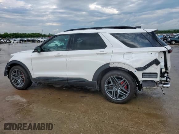 ✅ 2025 Ford Explorer ST • VIN: 1FMWK8GC2SGA92267 • Lot: 55735355. Wystawiony na Copart z przebiegiem 4 427 mil. Bezpłatny archiwum sprzedaży aukcyjnych z USA i szczegółowy raport historii pojazdu na DreamBid. Zdjęcie 2.