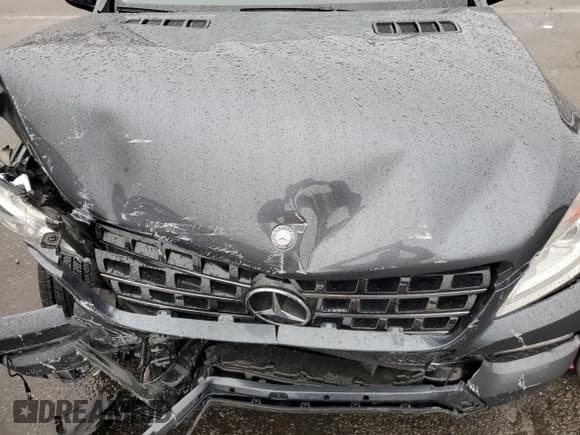 ✅ 2012 Mercedes-Benz M 350 • VIN: 4JGDA5HB6CA029210 • Лот: 93442355. Опубликован ранее на Copart с пробегом 47 268 миль. Бесплатный доступ к архиву аукционных продаж из США и подробный отчёт об истории автомобиля на DreamBid. Изображение 12.