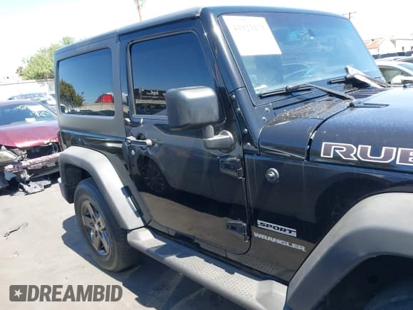 ✅ 2017 Jeep Wrangler Sport • VIN: 1C4AJWAG2HL588381 • Lot: 41923173. Listed on IAAI with 86,095 mi. Free auction sales archive from the USA and detailed vehicle history report at DreamBid. Image 14.