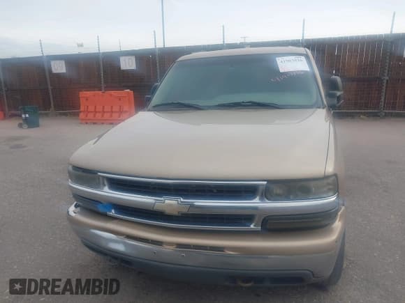 ✅ 2001 Chevrolet Suburban LT • VIN: 1GNFK16T91J146766 • Лот: 41903826. Опубликован ранее на IAAI с пробегом Не указан. Бесплатный доступ к архиву аукционных продаж из США и подробный отчёт об истории автомобиля на DreamBid. Изображение 12.