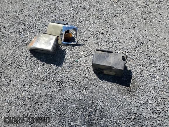 ✅ 2003 GMC Envoy SLT • VIN: 1GKET16S932145868 • Lot: 64846045. Listed on Copart with Not provided. Free auction sales archive from the USA and detailed vehicle history report at DreamBid. Image 13.