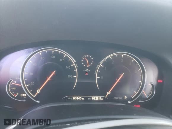 ✅ 2018 BMW 7 Series 740i • VIN: WBA7E2C5XJG741510 • Lot: 85426975. Wystawiony na Copart z przebiegiem 63 445 mil. Bezpłatny archiwum sprzedaży aukcyjnych z USA i szczegółowy raport historii pojazdu na DreamBid. Zdjęcie 9.