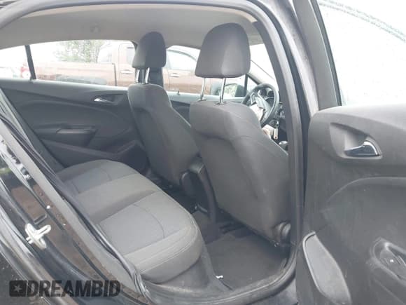 ✅ 2018 Chevrolet Cruze LS • VIN: 1G1BC5SM5J7241101 • Lot: 42307244. Listed on IAAI with 72,586 mi. Free auction sales archive from the USA and detailed vehicle history report at DreamBid. Image 8.