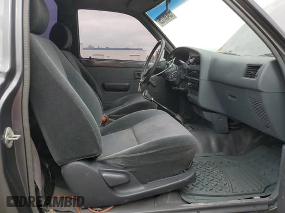 ✅ 1989 Toyota Pickup • VIN: JT4RN81R9K0009299 • Лот: 53438725. Опубликован ранее на Copart с пробегом 176 027 миль. Бесплатный доступ к архиву аукционных продаж из США и подробный отчёт об истории автомобиля на DreamBid. Изображение 10.