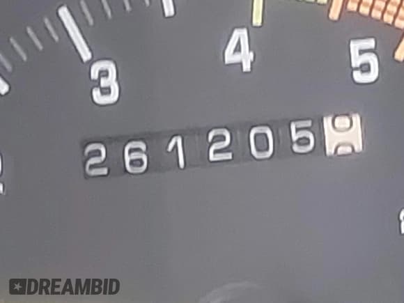 ✅ 1993 Chevrolet Silverado 1500 • VIN: 2GCEK19KXP1186381 • Lot: 43589229. Wystawiony na IAAI z przebiegiem 261 205 mil. Bezpłatny archiwum sprzedaży aukcyjnych z USA i szczegółowy raport historii pojazdu na DreamBid. Zdjęcie 15.