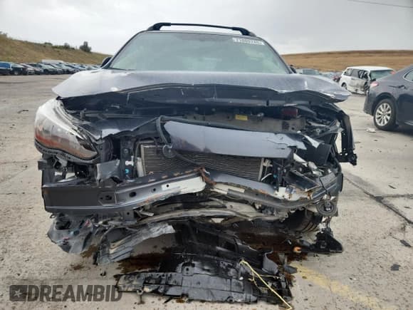 ✅ 2019 Subaru Crosstrek Premium • VIN: JF2GTACC2K8325966 • Lot: 71089745. Listed on Copart with 30,676 mi. Free auction sales archive from the USA and detailed vehicle history report at DreamBid. Image 5.