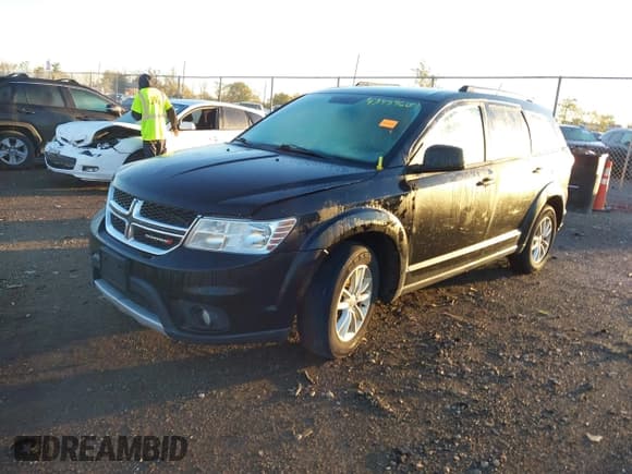 ✅ 2015 Dodge Journey SXT • VIN: 3C4PDDBG4FT526065 • Lot: 43489662. Wystawiony na IAAI z przebiegiem 186 564 mil. Bezpłatny archiwum sprzedaży aukcyjnych z USA i szczegółowy raport historii pojazdu na DreamBid. Zdjęcie 2.