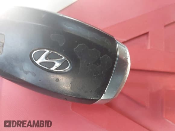 ✅ 2020 Hyundai Santa Fe SEL • VIN: 5NMS3CAD9LH274028 • Лот: 43190510. Опубликован ранее на IAAI с пробегом 104 370 миль. Бесплатный доступ к архиву аукционных продаж из США и подробный отчёт об истории автомобиля на DreamBid. Изображение 11.